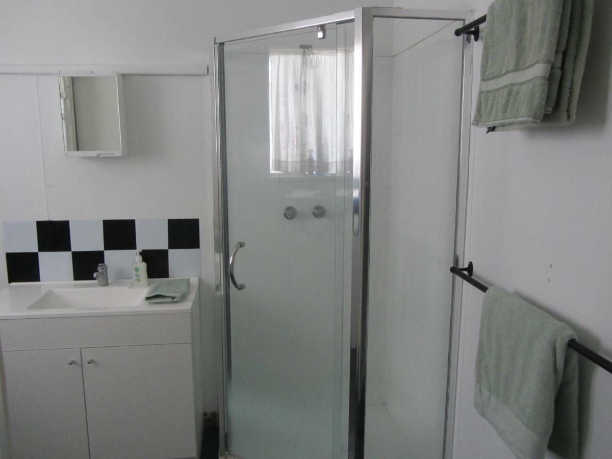 Salty Shack Lancelin- Two Bedroom Экстерьер фото